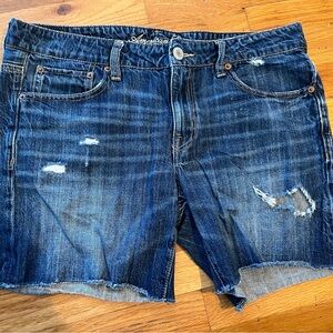great condition Denim distressed shorts size 8